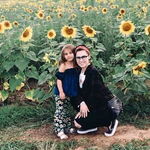 Meet your Posher, Lexie